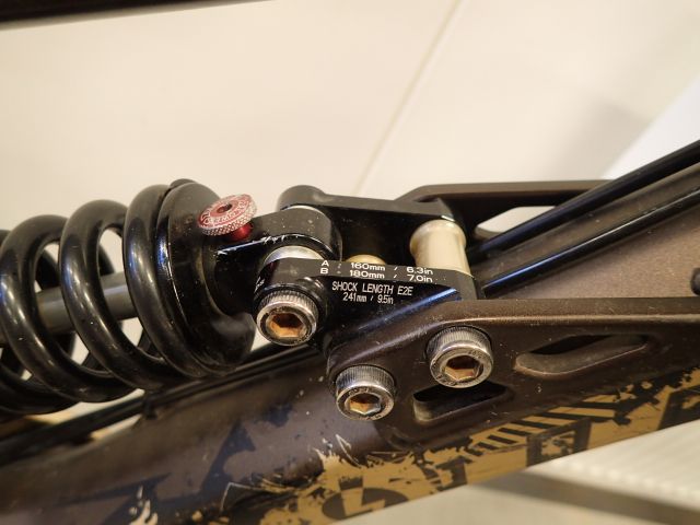 519734-27 Scott Voltage FR20 Downhill Bike