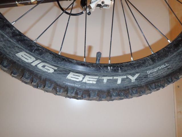 519734-38 Scott Voltage FR20 Downhill Bike