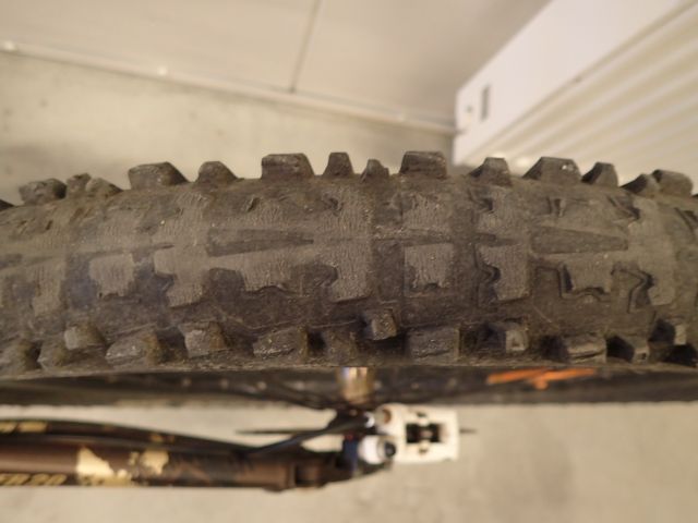 519734-43 Scott Voltage FR20 Downhill Bike