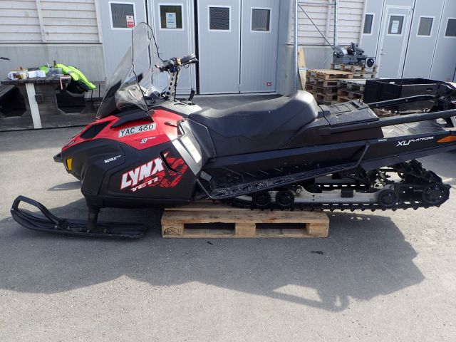 621254-2 Lynx Yeti 550 Reg: YAC460