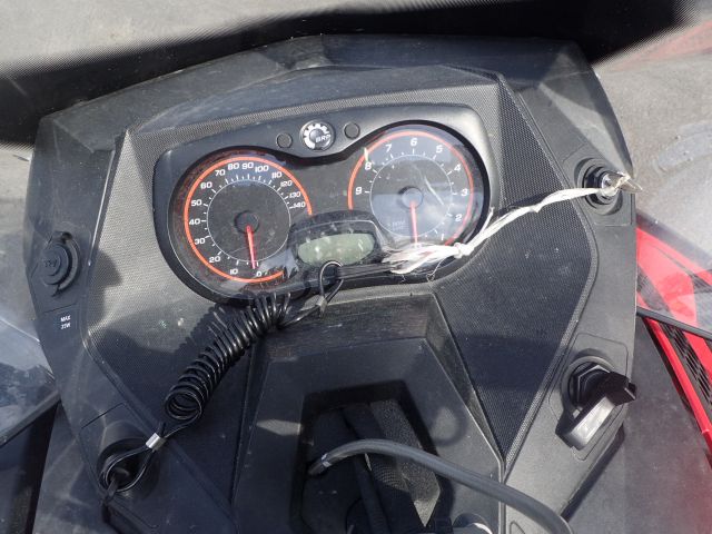 621254-12 Lynx Yeti 550 Reg: YAC460