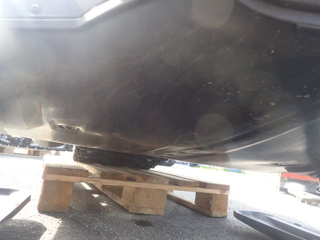 621254-21 Lynx Yeti 550 Reg: YAC460