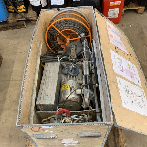 681180-1 Tirak material lift