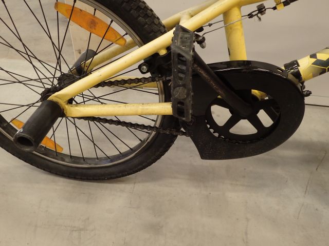 519738-17 BMX Bicycle Scott Volt-X 40