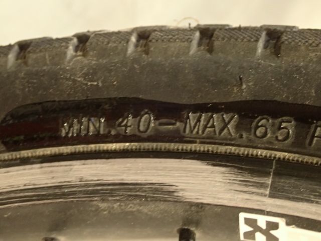 519738-22 BMX Bicycle Scott Volt-X 40