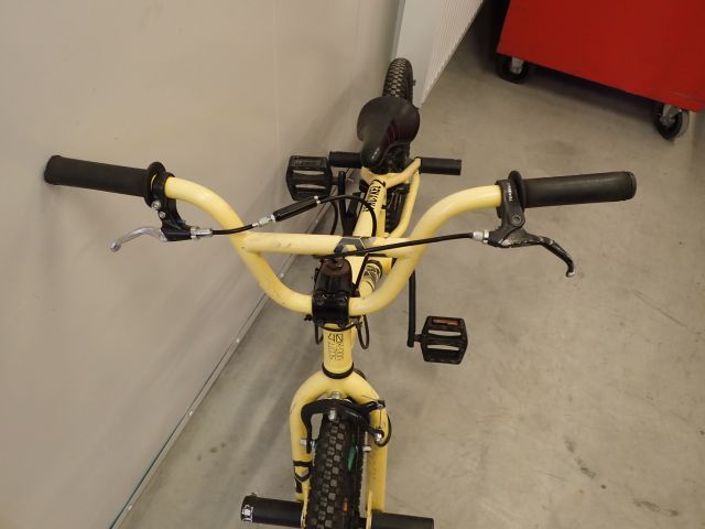 519738-27 BMX Bicycle Scott Volt-X 40