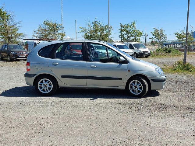 679424-4 Renault Scénic 1.6 Auto 1 Owner (9590mil) TYS 297 -2002