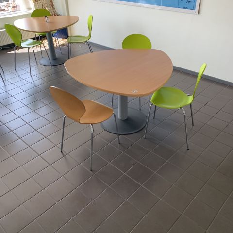 676119-10 Lunch room furniture Kinnarps, Danerka