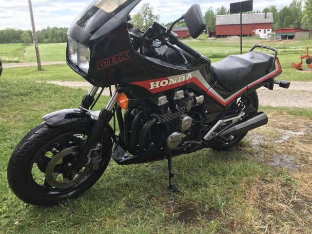 689662-6 Honda 750 CBX 1984