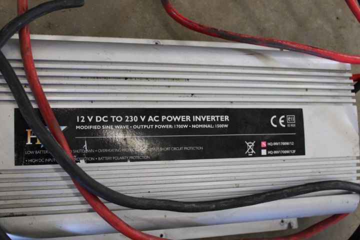 681145-2 12V-230V AC Power Inverter HQ-INV1700W / 12