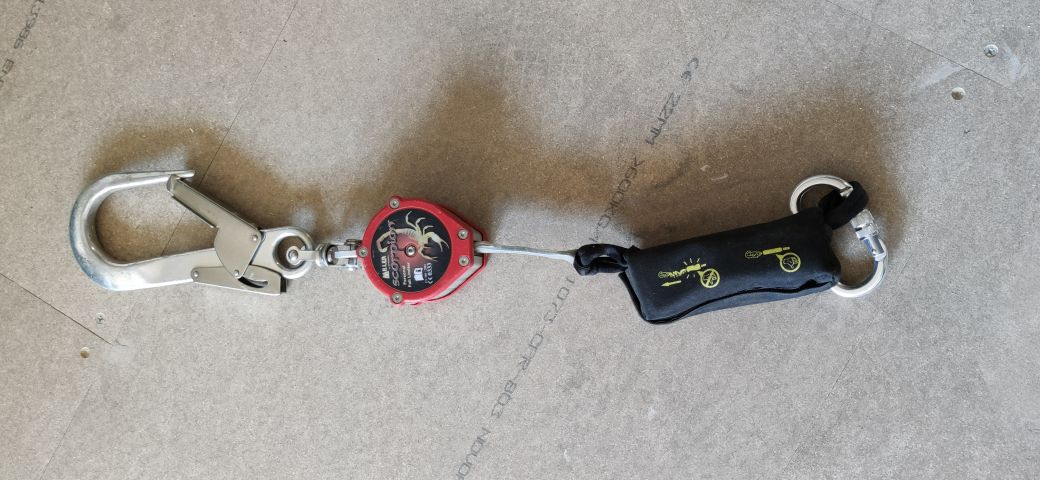 570838-5 Fallskyddsblock med sele