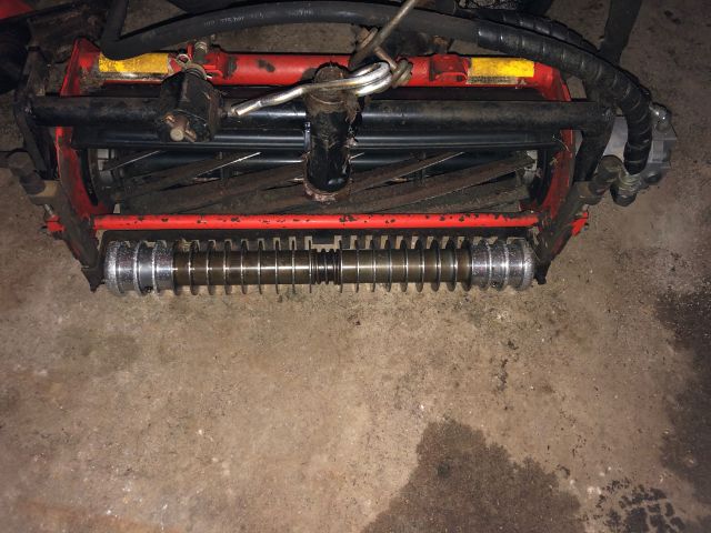 480082-9 Jacobsen LF3800 4wd fairway mower