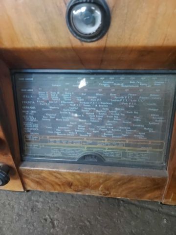 679768-3 Older stereo Radiomarelli Assab