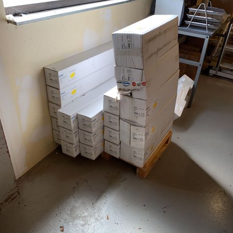 676160-1 Epson Papper, canvas mm till storformatsprinter