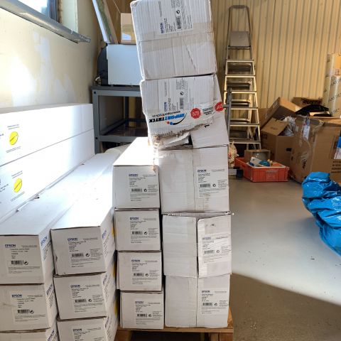 676160-4 Epson Papper, canvas mm till storformatsprinter