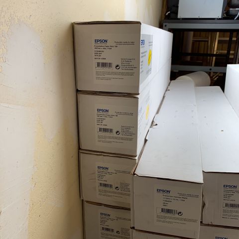 676160-5 Epson Papper, canvas mm till storformatsprinter