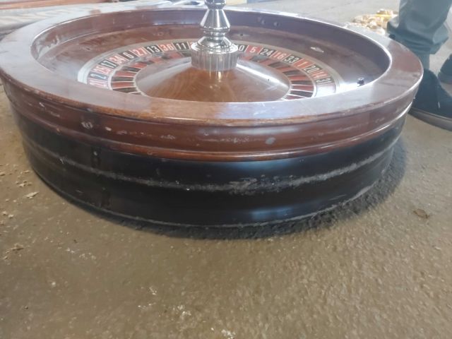 679781-6 Roulette wheel 82cm in diameter