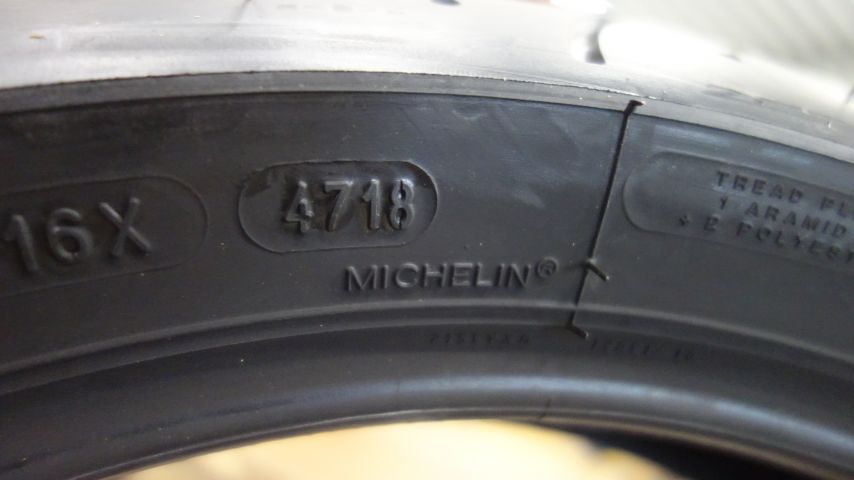 687076-3 MC tires Michelin Pilot Road 4 160/60 ZR 17