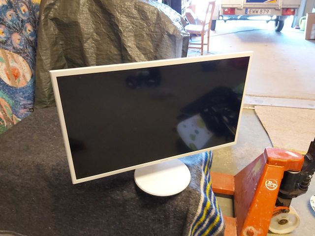 578276-1 Large screen Samsung 32 "SF351 series