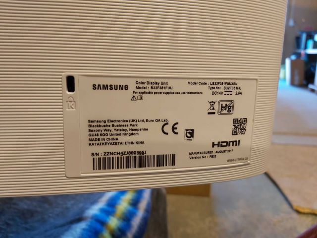 578276-6 Large screen Samsung 32 "SF351 series