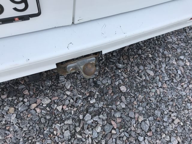 690441-10 Nissan Primastar 2.0 Dci minibus 9 people BXP 939