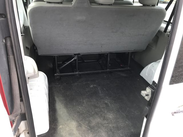 690441-22 Nissan Primastar 2.0 Dci minibus 9 people BXP 939