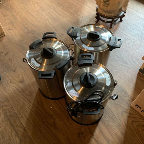 669605-1 Tea dispensers 3 pcs