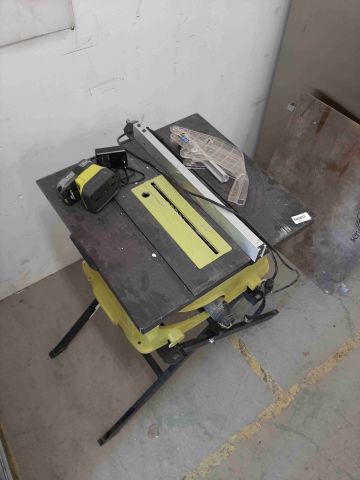660807-5 Table Circular Saw - RYOBI RTS1800S