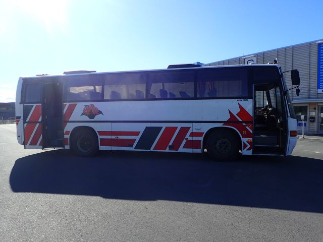 621259-12 Bus Scania regnr CLT026