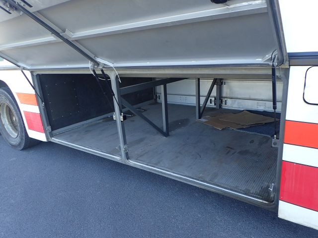 621259-38 Bus Scania regnr CLT026