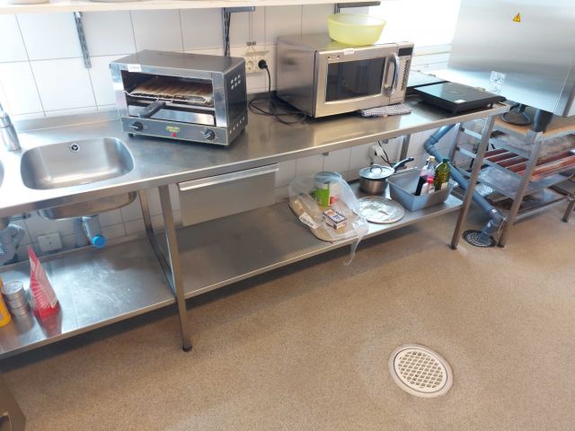 679142-3 Rostfri bänk med diskho & blandare