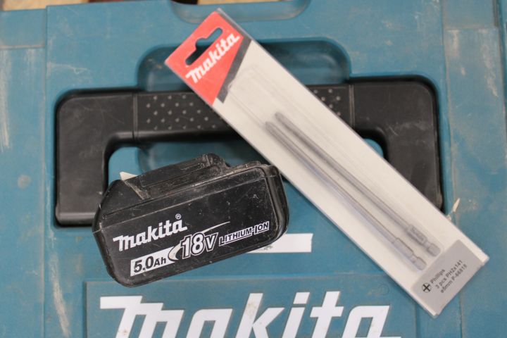 660808-4 Screwdriver - Makita DFR450X