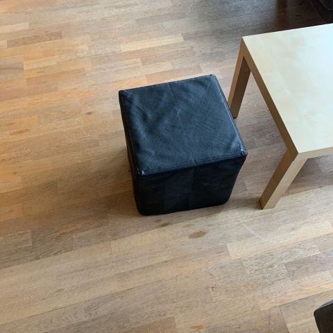 676201-10 Corner sofa with chaise longue, table and seat puff