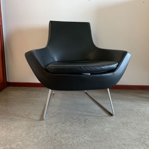 676216-4 Leather armchair Swedese Happy Swing by Roger Persson