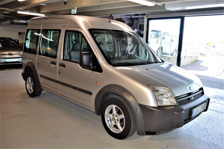 680380-1 Ford Tourneo Connect 1.8, 115hp - 03 - UDA350
