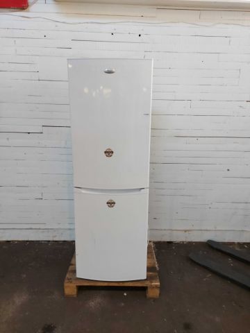 605846-1 Combi fridge & freezer Whirlpool