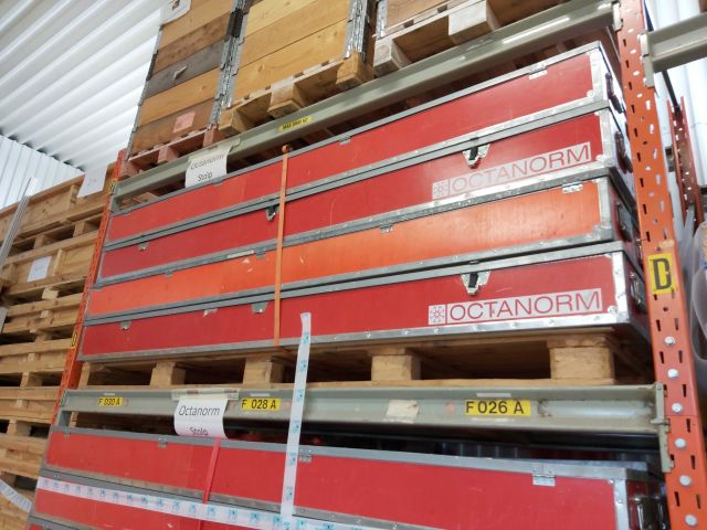 600259-13 Octanorm equipment for booth construction at trade fairs.