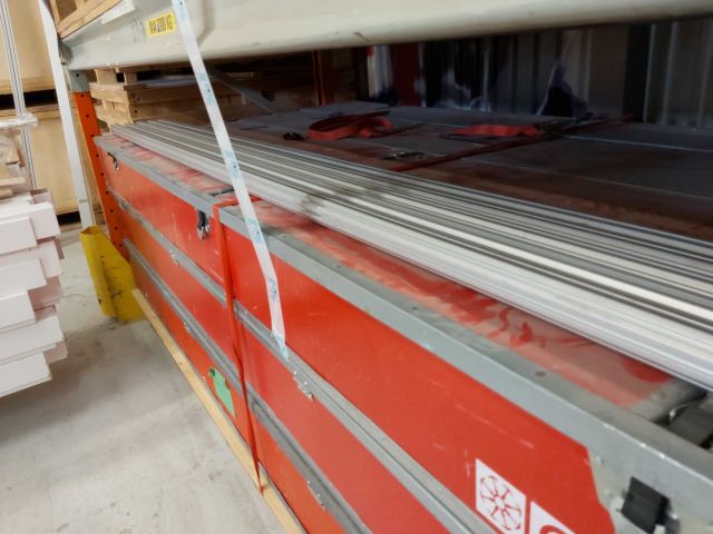600259-16 Octanorm equipment for booth construction at trade fairs.
