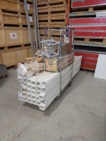 600259-19 Octanorm equipment for booth construction at trade fairs.
