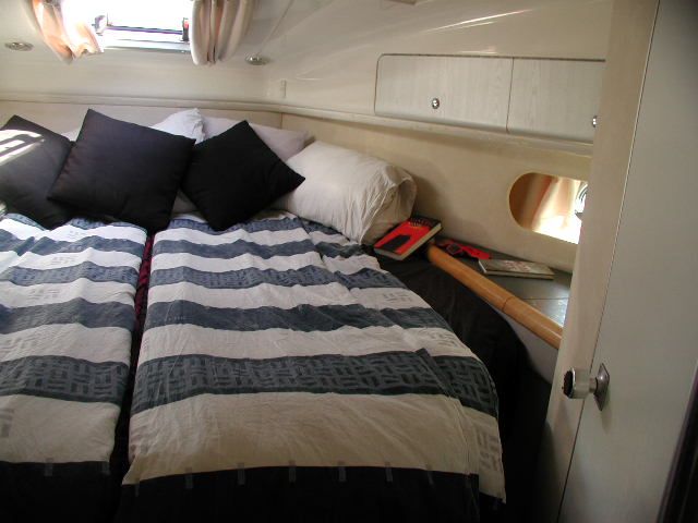 527681-28 Sealine 380 Ambassador