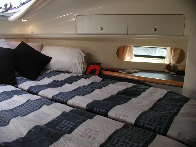 527681-29 Sealine 380 Ambassador