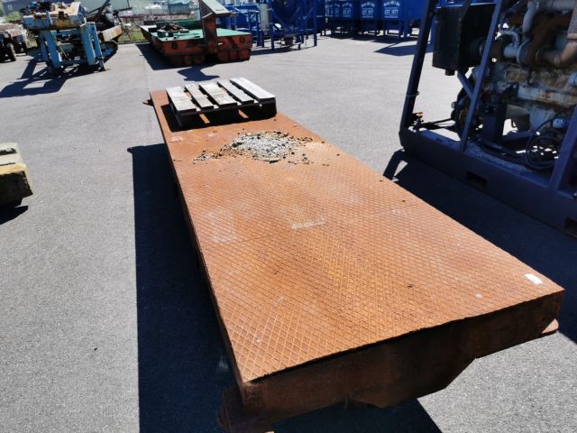 682084-1 Lyftbord 5000x1000 mm