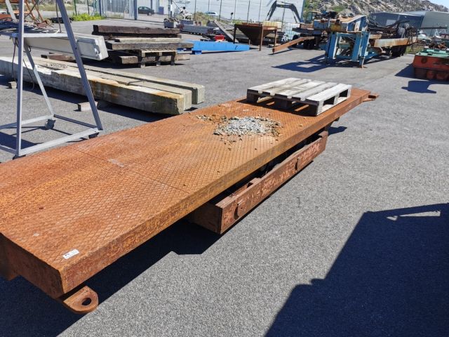 682084-4 Lyftbord 5000x1000 mm