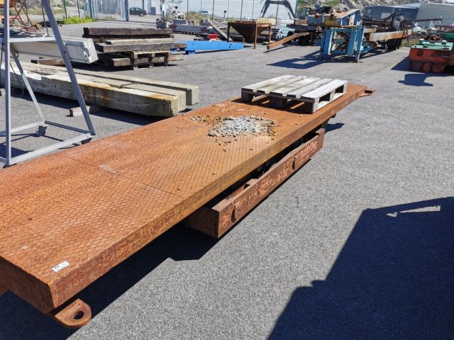 682084-5 Lyftbord 5000x1000 mm