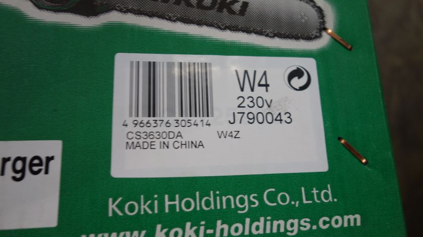 692527-3 Chain saw HiKOKI CS3630DA without battery and charger