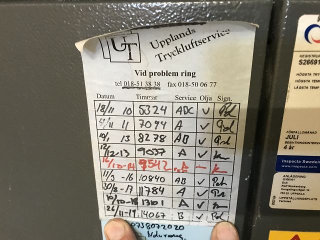 600277-3 Screw compressor Atlas Copco GX7 with tank