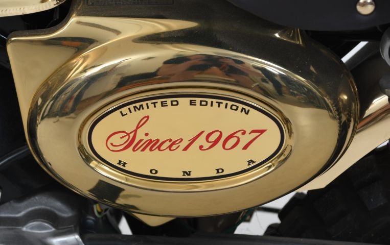 674160-8 Honda Golden Monkey Z50J -84 Limited Edition