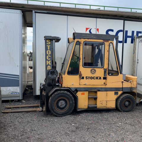 676257-2 Forklift Counterbalanced truck Stocka 6 ton -82