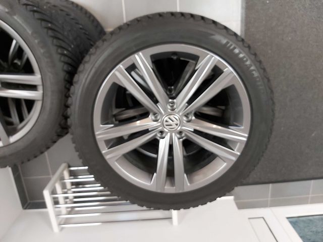 694168-2 Alloy wheels with double tires Goodyear Ultragrip VW Arteon 245/45/18
