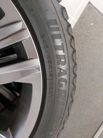 694168-3 Alloy wheels with double tires Goodyear Ultragrip VW Arteon 245/45/18